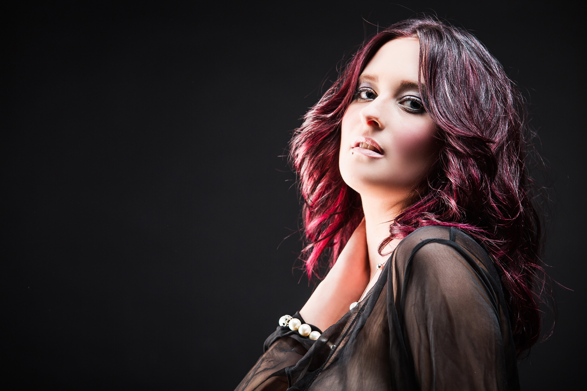 Julia Dessousshooting 2012